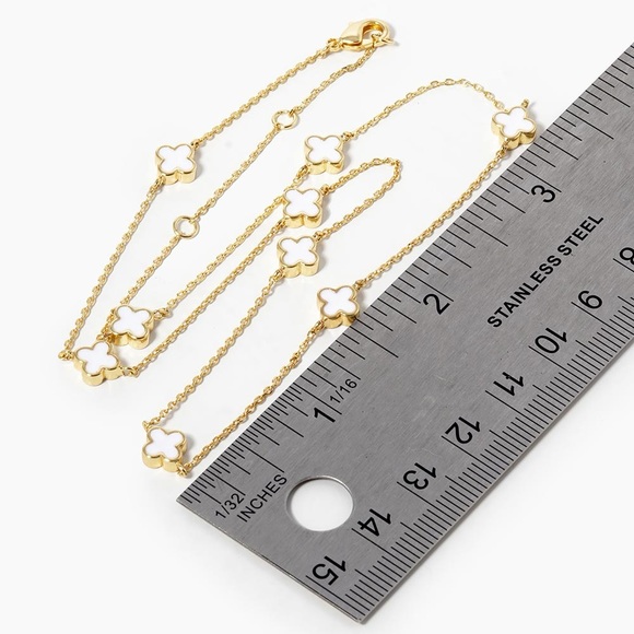 WHITE GOLD QUATREFOIL MINI STATION NECKLACE - Picture 3 of 3